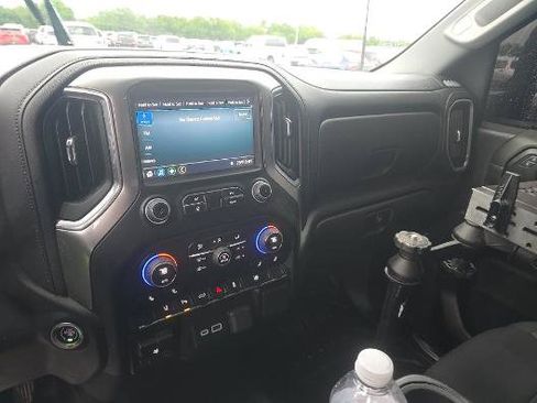Used 2023 Chevrolet Silverado 2500 LT w/ Convenience Package AWD/4WD image 17