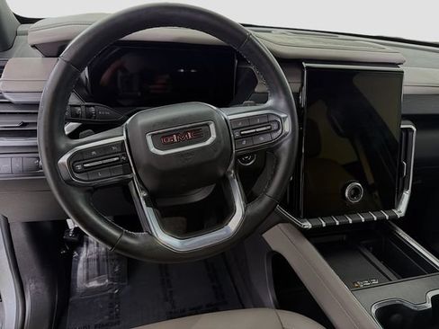 Used 2024 GMC Acadia Elevation w/ LPO, Cargo Package FWD image 12