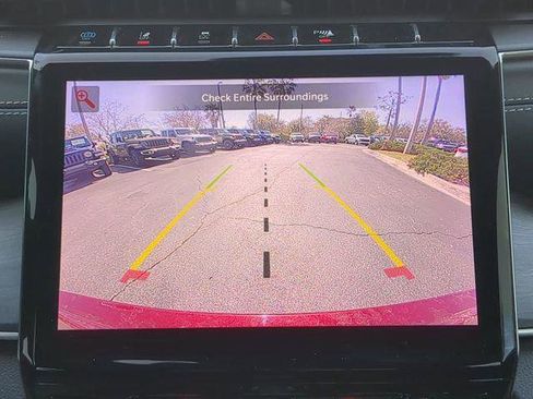 Certified 2023 Jeep Grand Cherokee Overland w/ Luxury Tech Group IV image 26