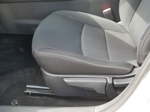 Certified 2023 Nissan Sentra SV FWD image 20