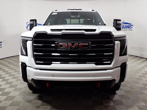New 2026 GMC Sierra 2500 AT4 image 3