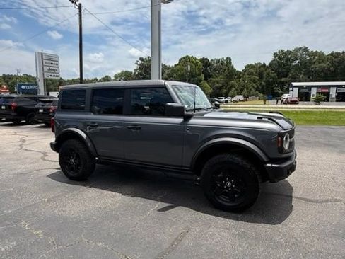 Used 2024 Ford Bronco Black Diamond AWD/4WD image 9