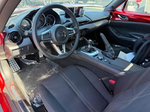 New 2026 MAZDA MX-5 Miata Club w/ Interior Package RWD image 5