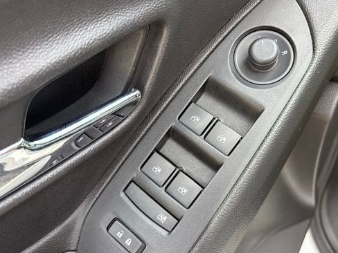 Used 2019 Chevrolet Trax LS image 11