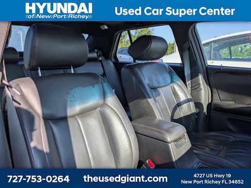 Used 2007 Cadillac DTS Luxury II image 9