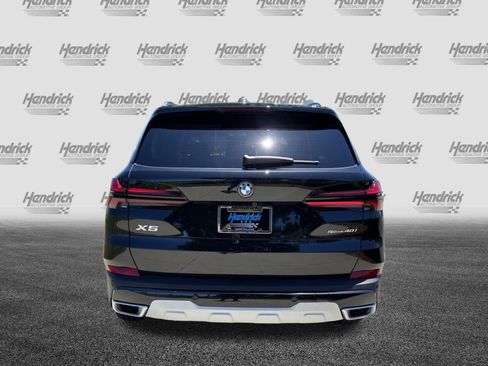 New 2026 BMW X5 sDrive40i w/ Premium Package RWD image 9