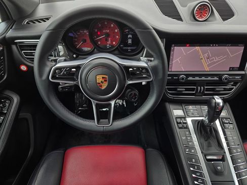 Used 2020 Porsche Macan GTS AWD/4WD image 17