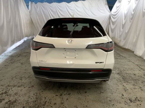 Certified 2024 Honda HR-V Sport image 9