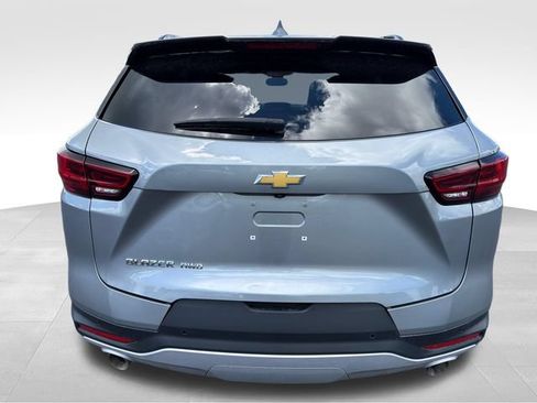 Used 2024 Chevrolet Blazer LT w/ LPO, Cargo Package AWD/4WD image 4