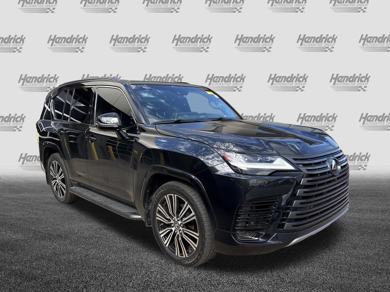 Used 2024 Lexus LX 600 4WD w/ Appearance Package image 2