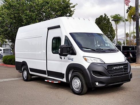 New 2024 RAM ProMaster 3500 w/ Delivery Van Package image 6