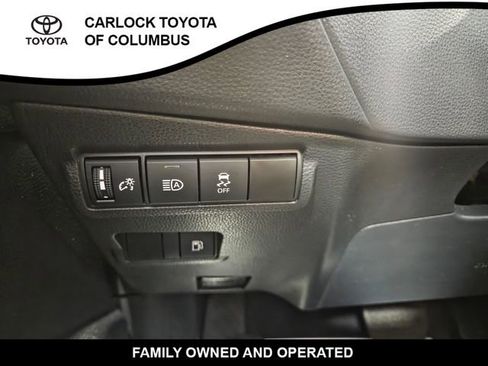 Used 2024 Toyota Corolla Cross AWD Hybrid image 24