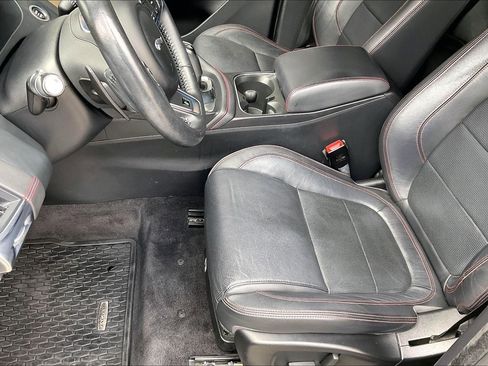 Used 2020 Jaguar E-PACE Checkered Flag image 16