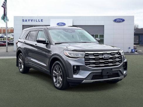 Used 2026 Ford Explorer Active w/ Active Comfort Package AWD/4WD image 6