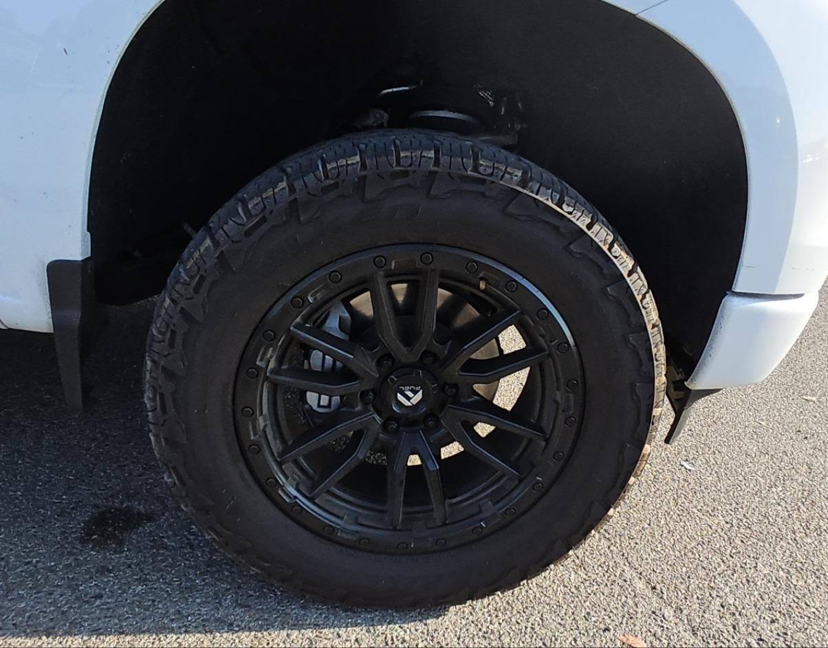 Used 2024 Chevrolet Silverado 1500 RST AWD/4WD image 23