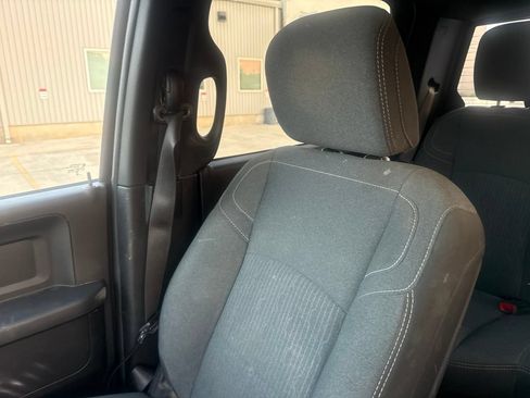 Used 2024 RAM 2500 Tradesman w/ Chrome Appearance Group AWD/4WD image 15