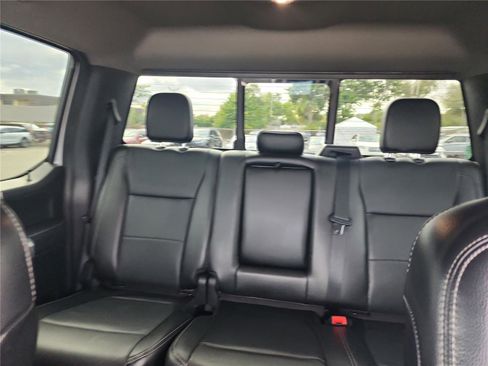 Used 2018 Ford F250 Lariat w/ Lariat Value Package image 19
