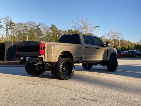 Used 2026 Ford F450 Platinum w/ Platinum Plus Package image 3