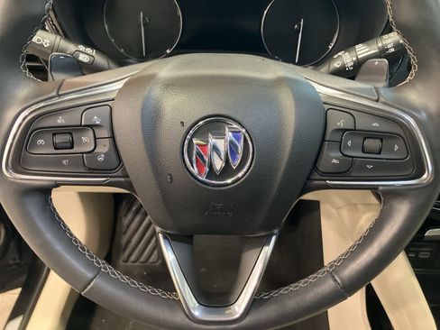 Used 2023 Buick Envision Avenir image 19