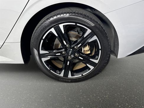 Certified 2024 Kia K5 GT-Line image 28