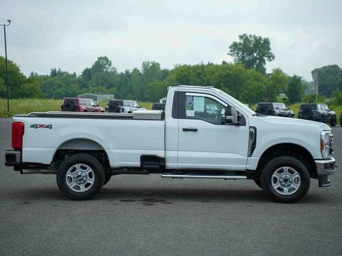 Used 2026 Ford F250 XLT AWD/4WD image 4