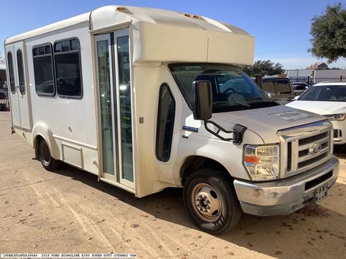 Used 2015 Ford E-350 and Econoline 350 Super Duty image 3