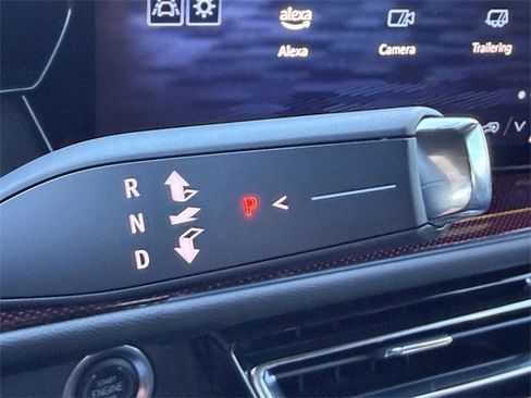 Certified 2025 Chevrolet Traverse Z71 w/ Enhanced Driving Package image 21