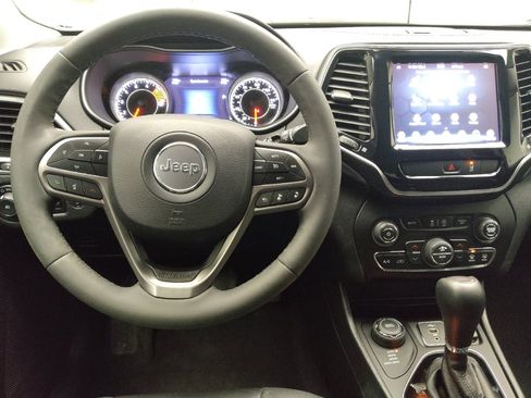 Used 2022 Jeep Cherokee Limited image 22