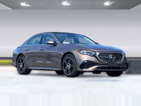 New 2026 Mercedes-Benz E 450 4MATIC Sedan image 7