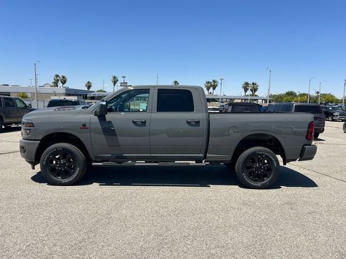 New 2026 RAM 2500 Tradesman AWD/4WD image 3