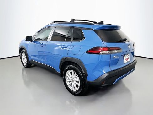 Certified 2026 Toyota Corolla Cross LE w/ Moonroof Package FWD image 7