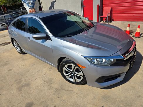 Used 2017 Honda Civic LX image 4