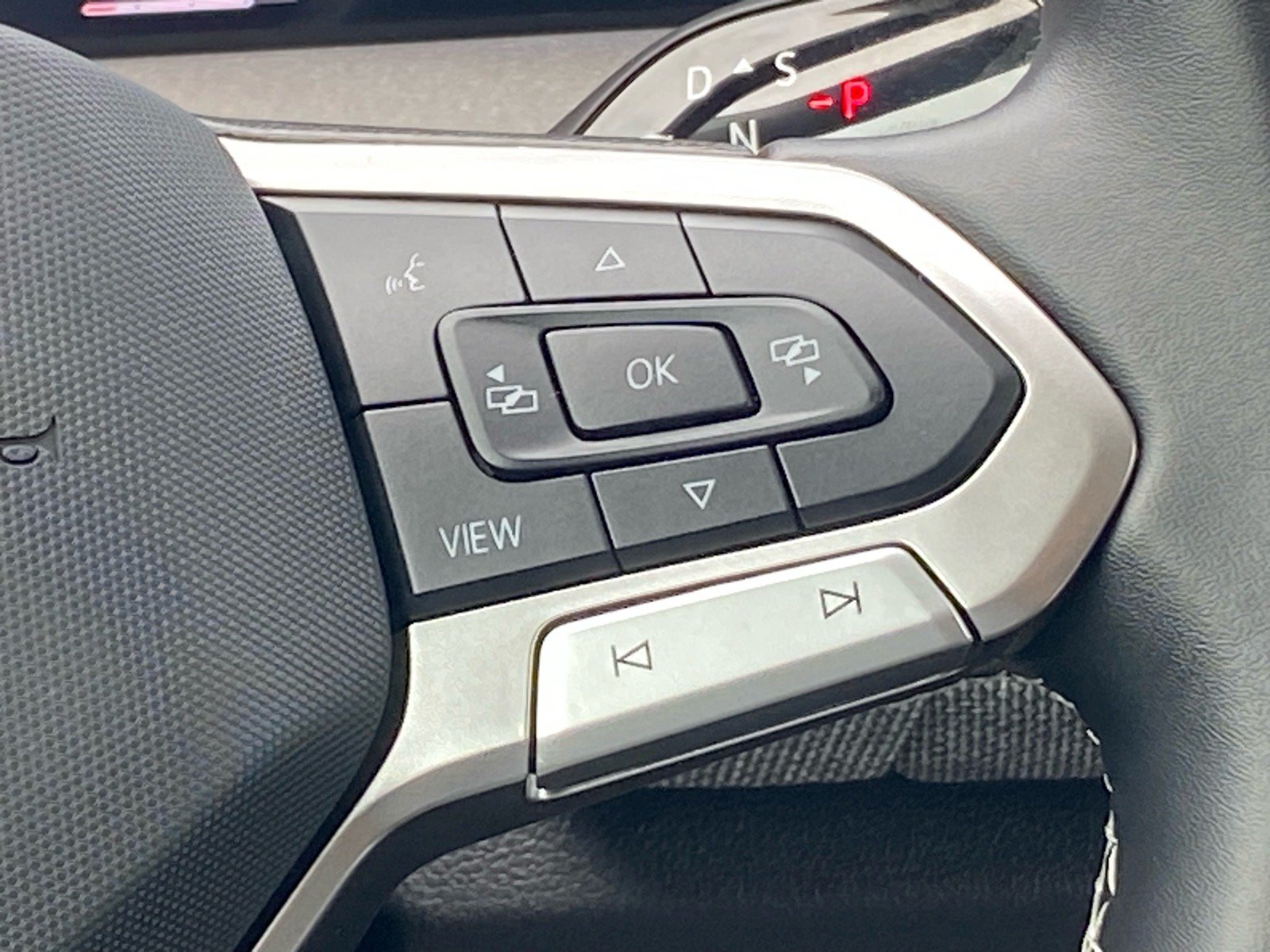 Certified 2026 Volkswagen Tiguan S FWD image 7