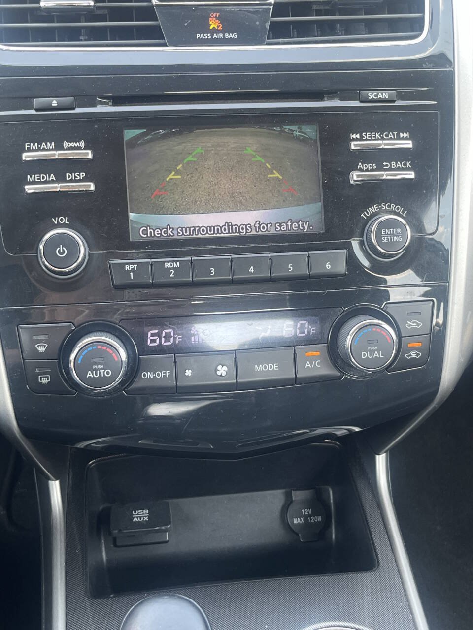 Used 2015 Nissan Altima 2.5 SL w/ Moonroof Package FWD image 12