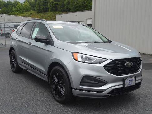 Certified 2024 Ford Edge SE w/ Black Appearance Package AWD/4WD image 4