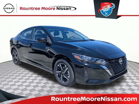 Used 2025 Nissan Sentra SV FWD image 1