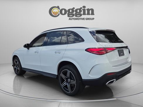 New 2026 Mercedes-Benz GLC 300 image 3