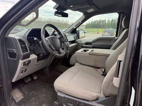 Used 2019 Ford F150 XLT w/ Equipment Group 302A Luxury AWD/4WD image 8