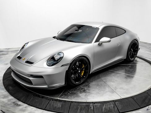 Used 2024 Porsche 911 GT3 image 4