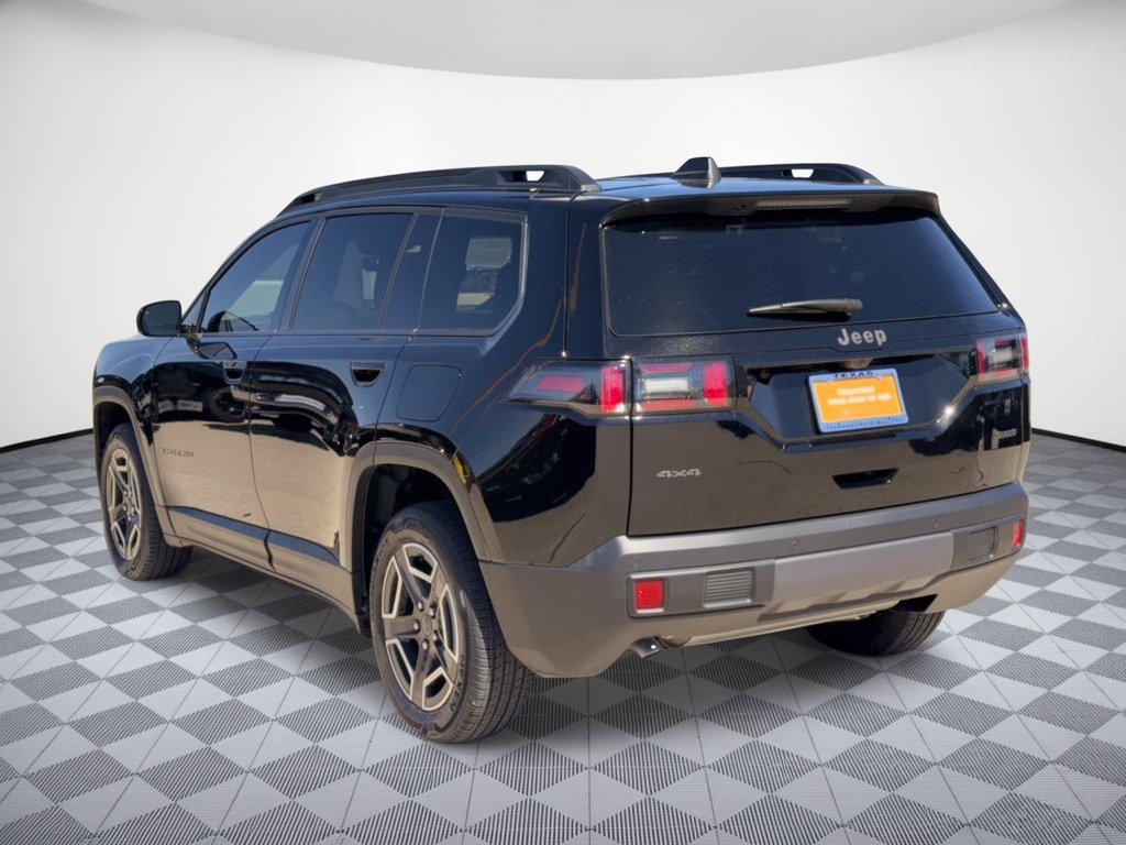 Used 2026 Jeep Cherokee Laredo AWD/4WD image 3