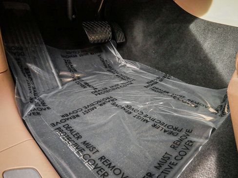 Used 2022 Porsche Cayenne E-Hybrid image 17