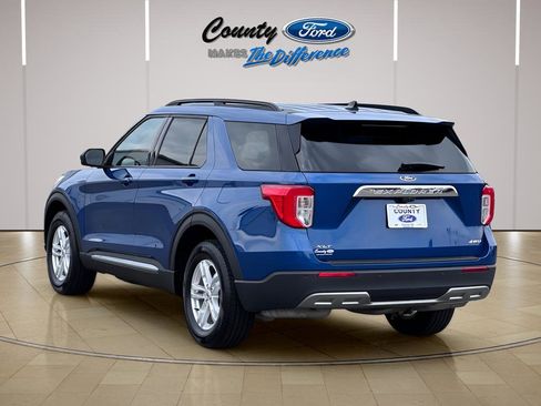 Used 2023 Ford Explorer XLT w/ Equipment Group 202A AWD/4WD image 7