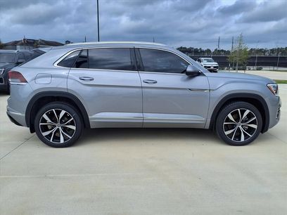 New 2026 Volkswagen Atlas Cross Sport SEL Premium R-Line
