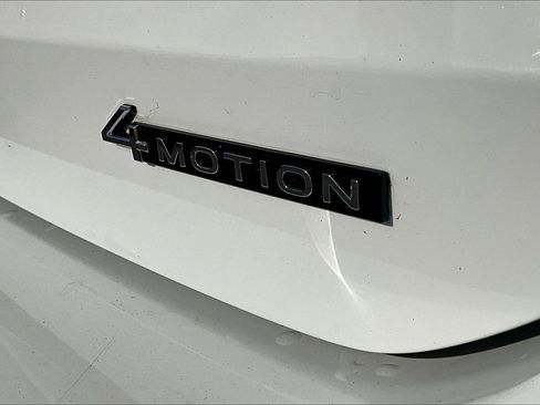 Used 2023 Volkswagen Taos S image 8