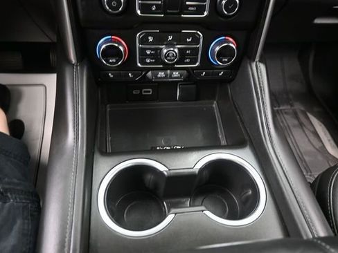 Used 2024 Chevrolet Tahoe Z71 w/ Z71 Off-Road Package AWD/4WD image 11