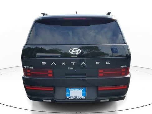 Used 2025 Hyundai Santa Fe SEL FWD image 5