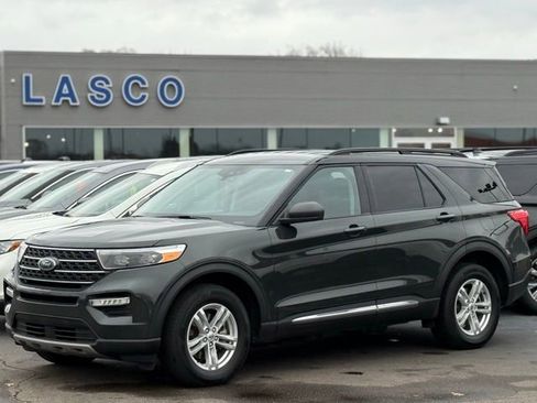 Certified 2023 Ford Explorer XLT w/ Equipment Group 202A image 1