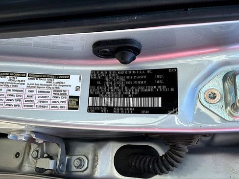 Used 2024 Toyota Corolla Cross L FWD image 18