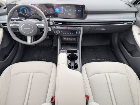 New 2026 Hyundai Sonata SEL image 5