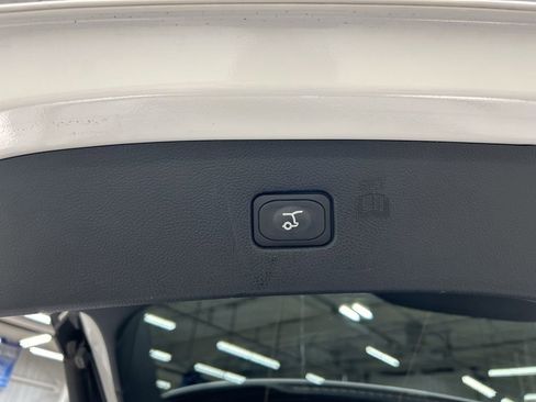 Certified 2022 Ford Edge Titanium image 33